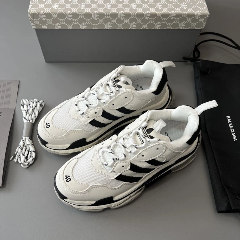 Bright Bxlxnciaga Sneakers 110154