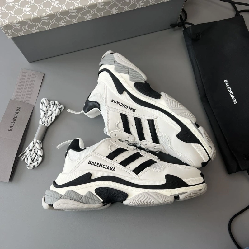 Bright Bxlxnciaga Sneakers 110154