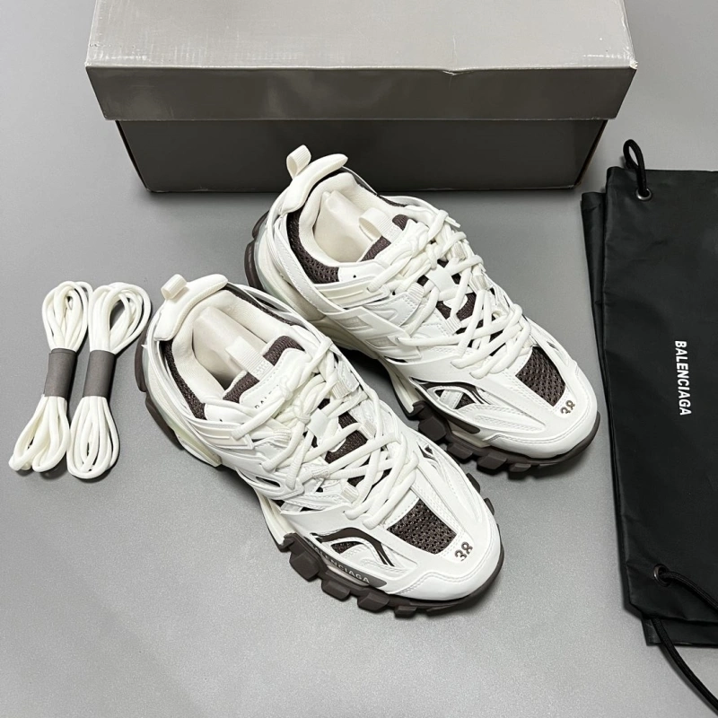 Sleek Bxlxnciaga Sneakers 110147