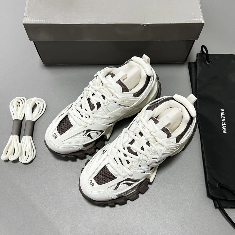Sleek Bxlxnciaga Sneakers 110147