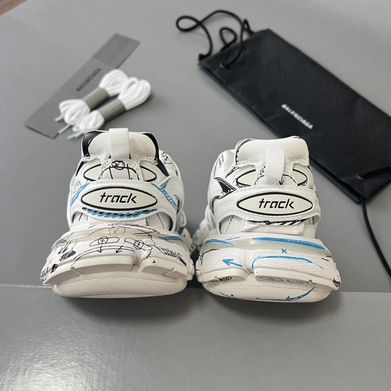 Efficient Bxlxnciaga Sneakers 110143