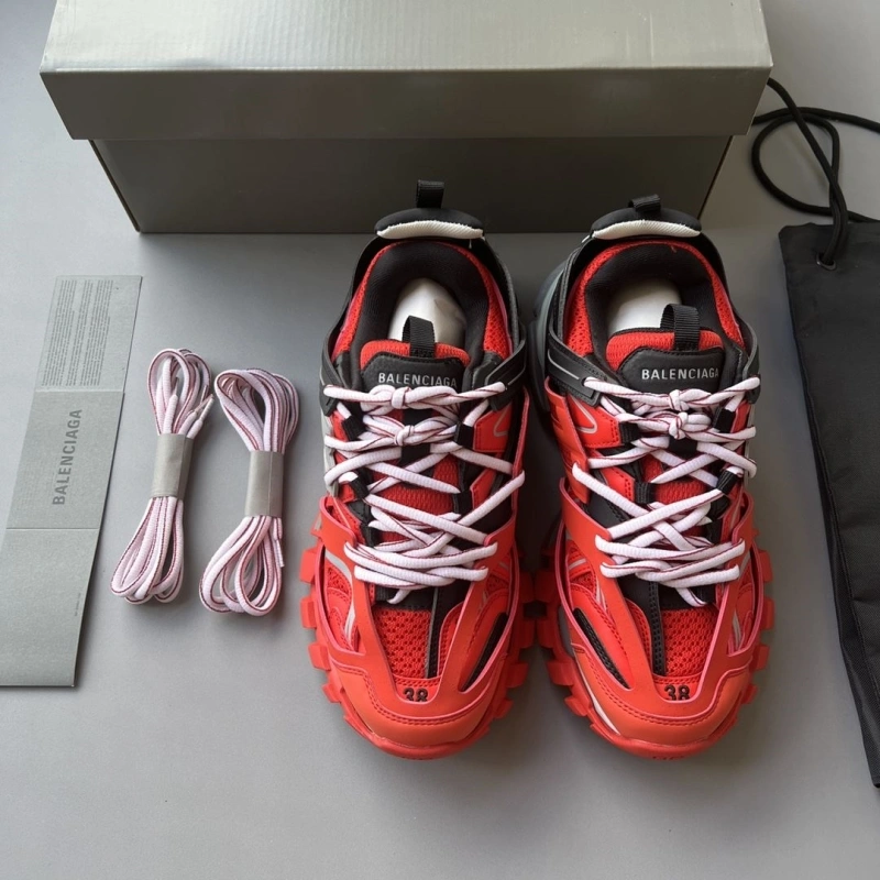 Bxlxnciaga Sneakers Practical 110140