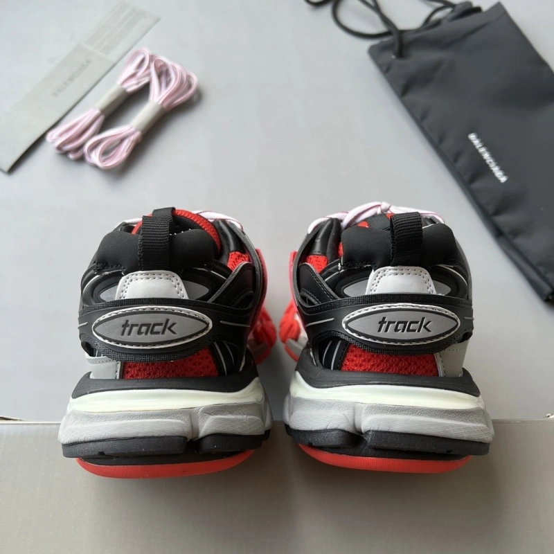 Bxlxnciaga Sneakers Practical 110140