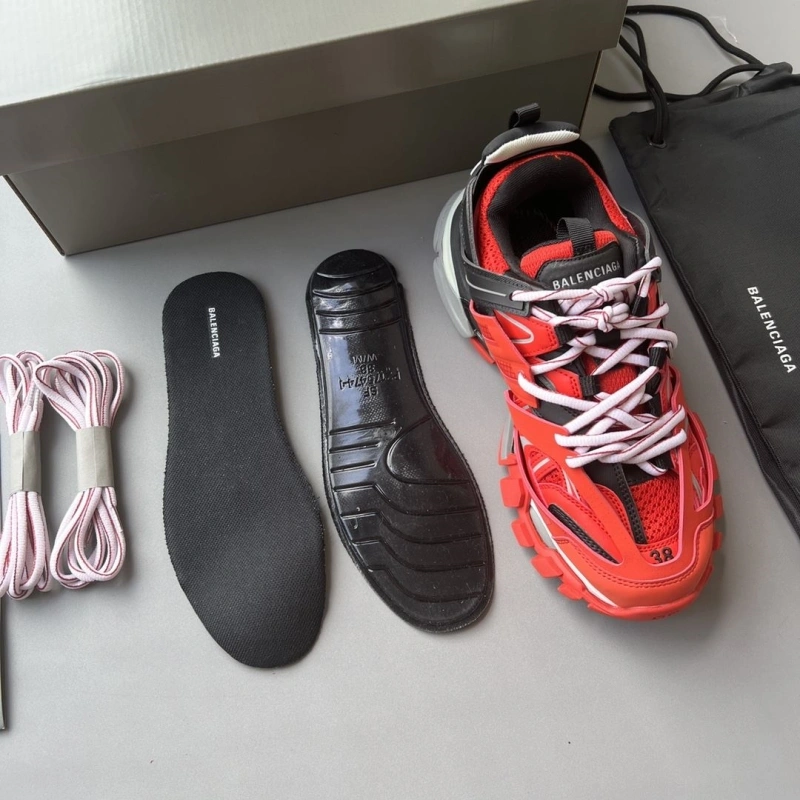 Bxlxnciaga Sneakers Practical 110140