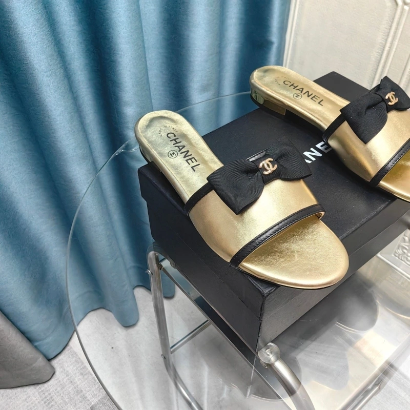 HighQuality Chxnxl Slippers 130501