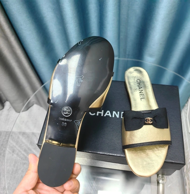 HighQuality Chxnxl Slippers 130501