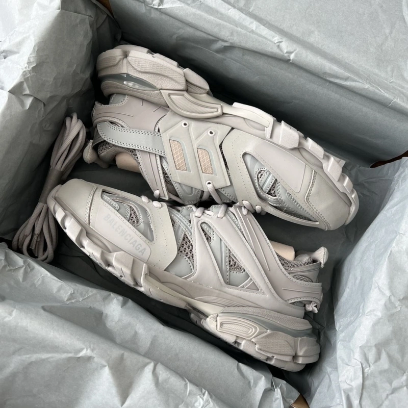 Affordable Bxlxnciaga Sneakers 110128