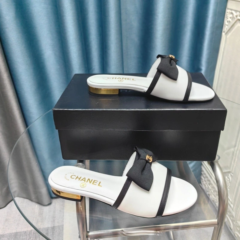 Cozy Chxnxl Slippers 130522