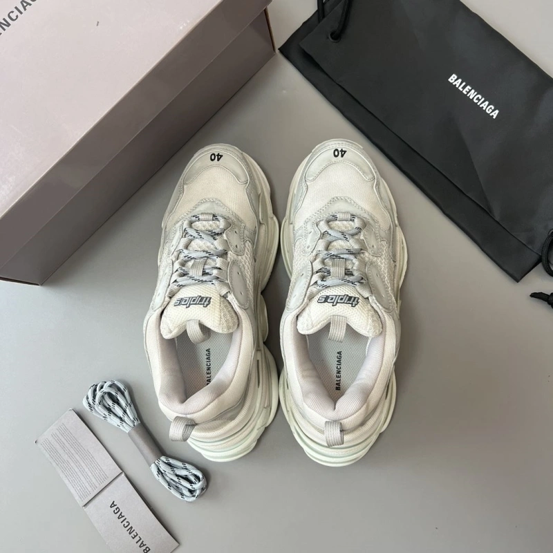EasyMatch Bxlxnciaga Sneakers 110104