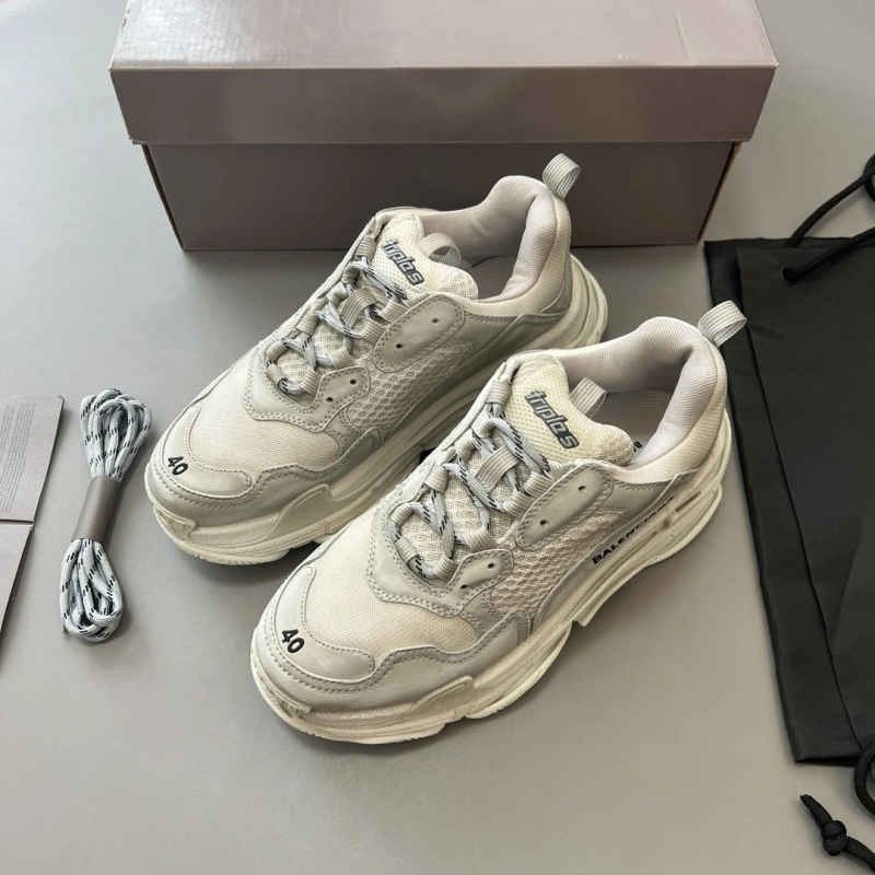 EasyMatch Bxlxnciaga Sneakers 110104