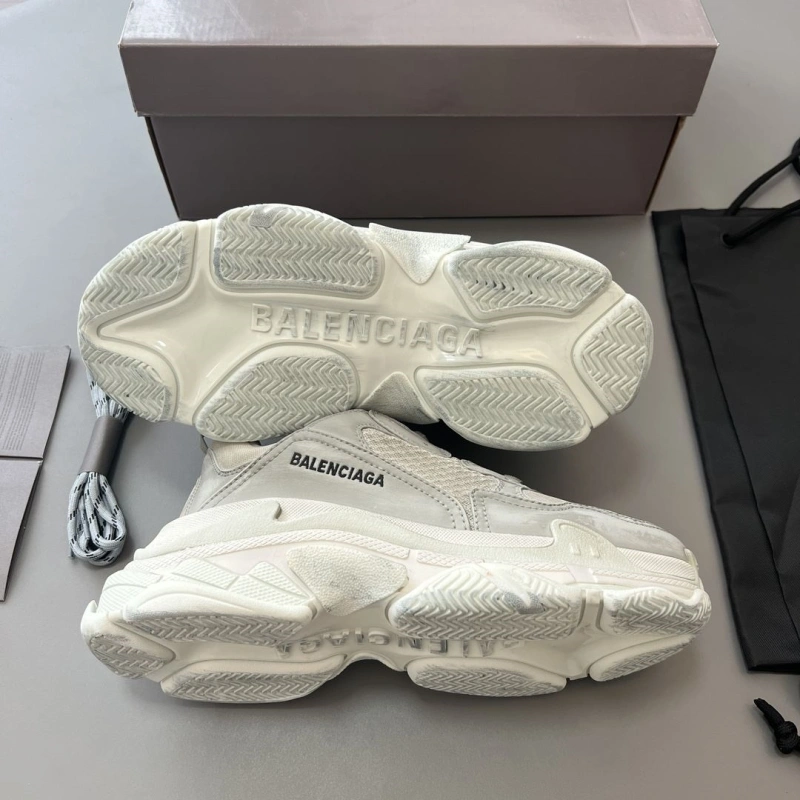 EasyMatch Bxlxnciaga Sneakers 110104
