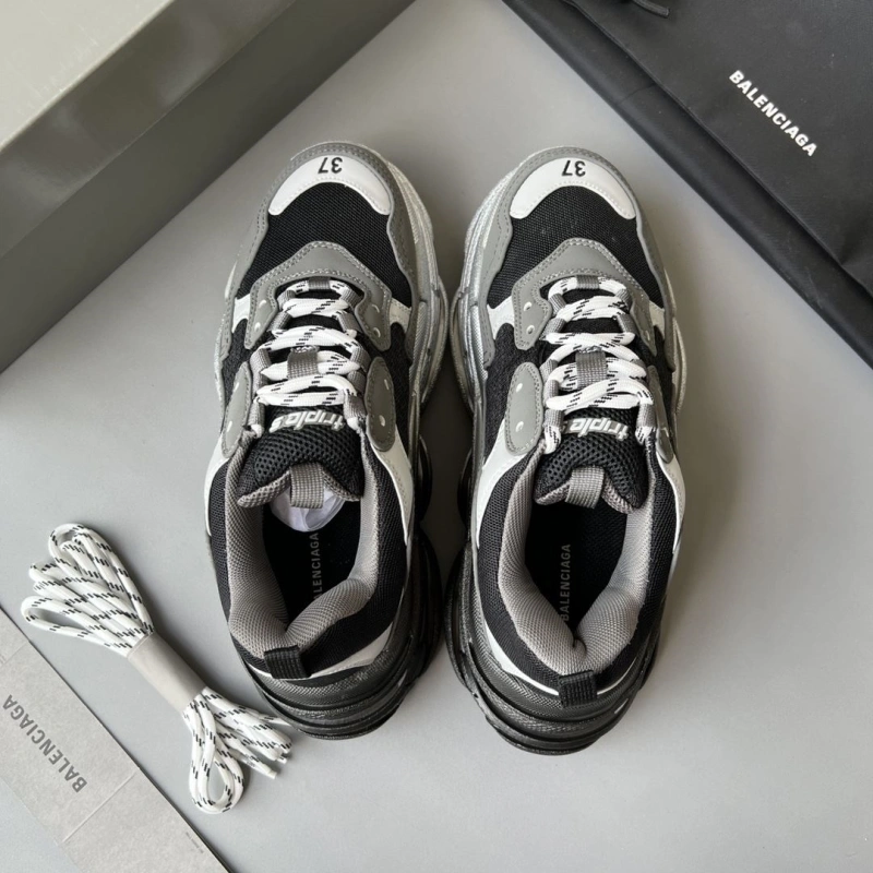 Sophisticated Bxlxnciaga Sneakers 110100