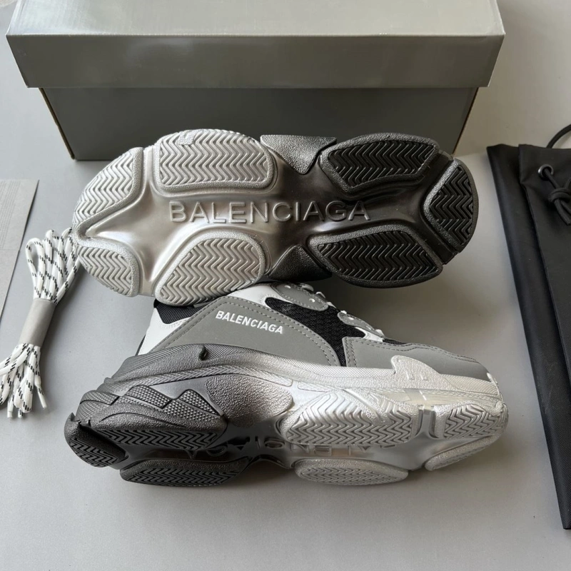 Sophisticated Bxlxnciaga Sneakers 110100