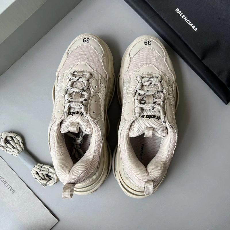 Bright Bxlxnciaga Sneakers 110075