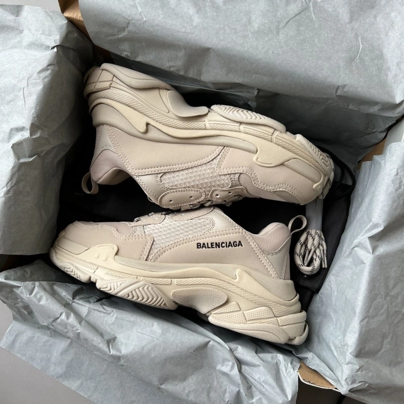 Bright Bxlxnciaga Sneakers 110075