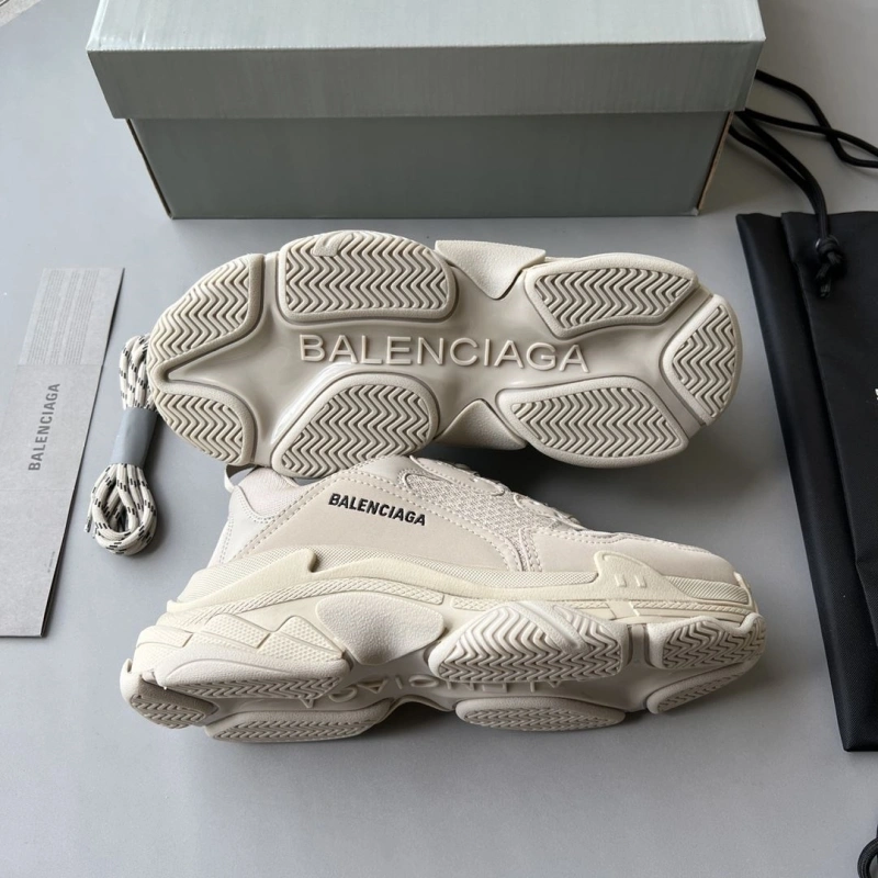 Bright Bxlxnciaga Sneakers 110075