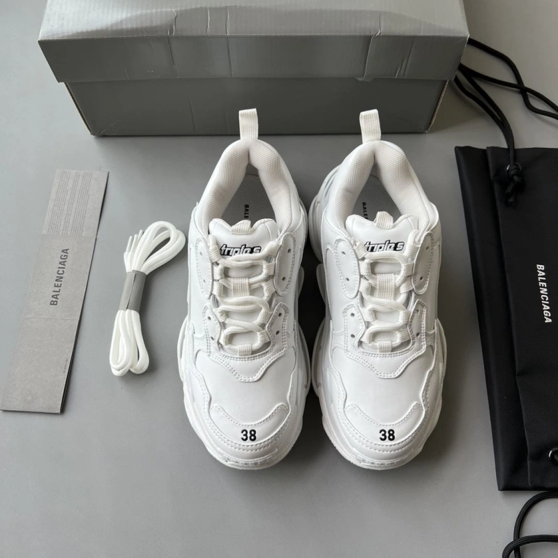 Sleek Bxlxnciaga Sneakers 110087