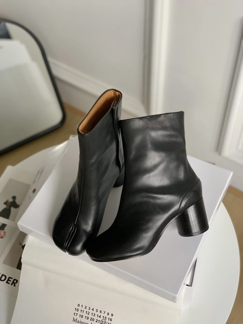 EyeCatching Othxr Boots 216438