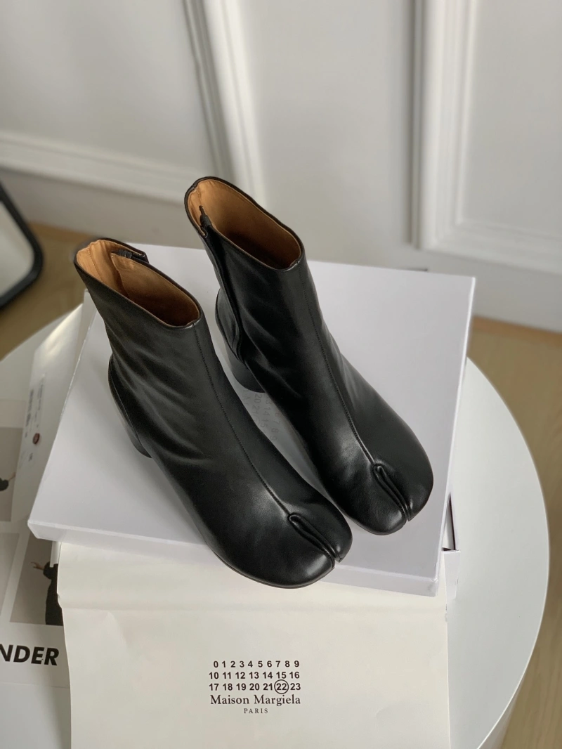 EyeCatching Othxr Boots 216438
