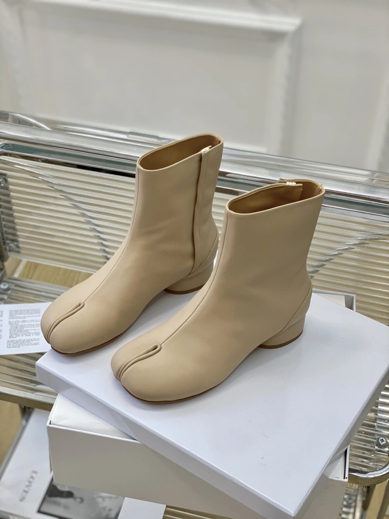 Sophisticated Othxr Boots 216434