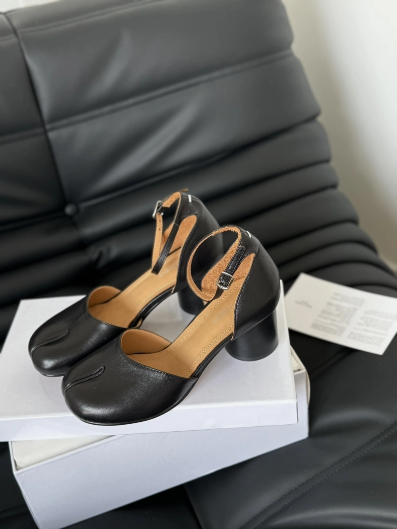 Resilient Othxr High Heels 216429