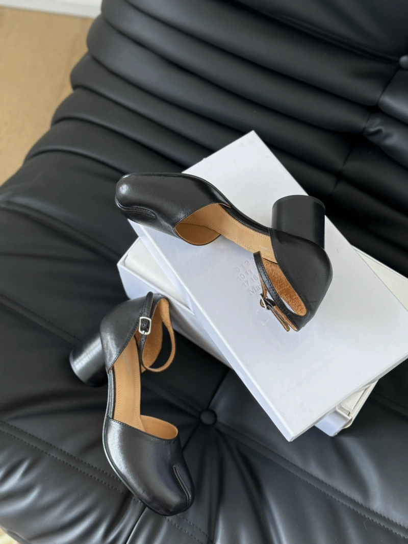 Resilient Othxr High Heels 216429