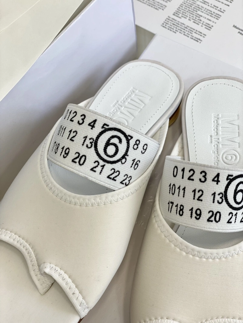 Othxr Slippers BestValue 216330