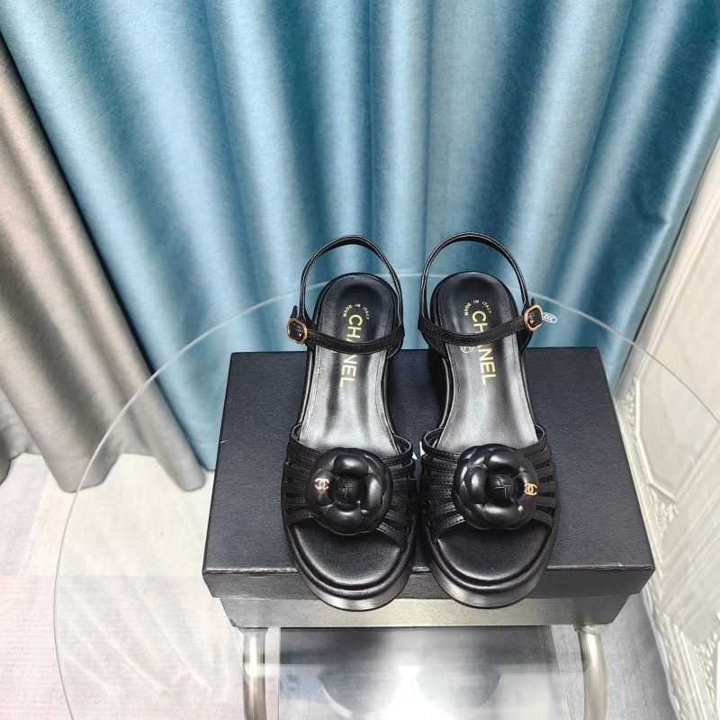 Fashionable Chxnxl Slippers 130488