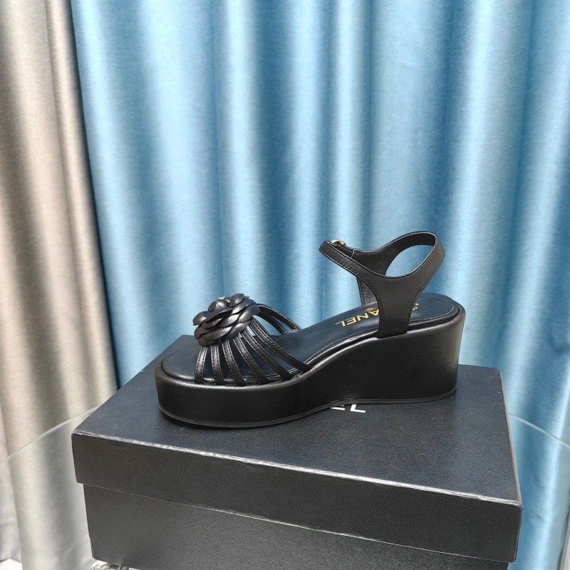 Fashionable Chxnxl Slippers 130488