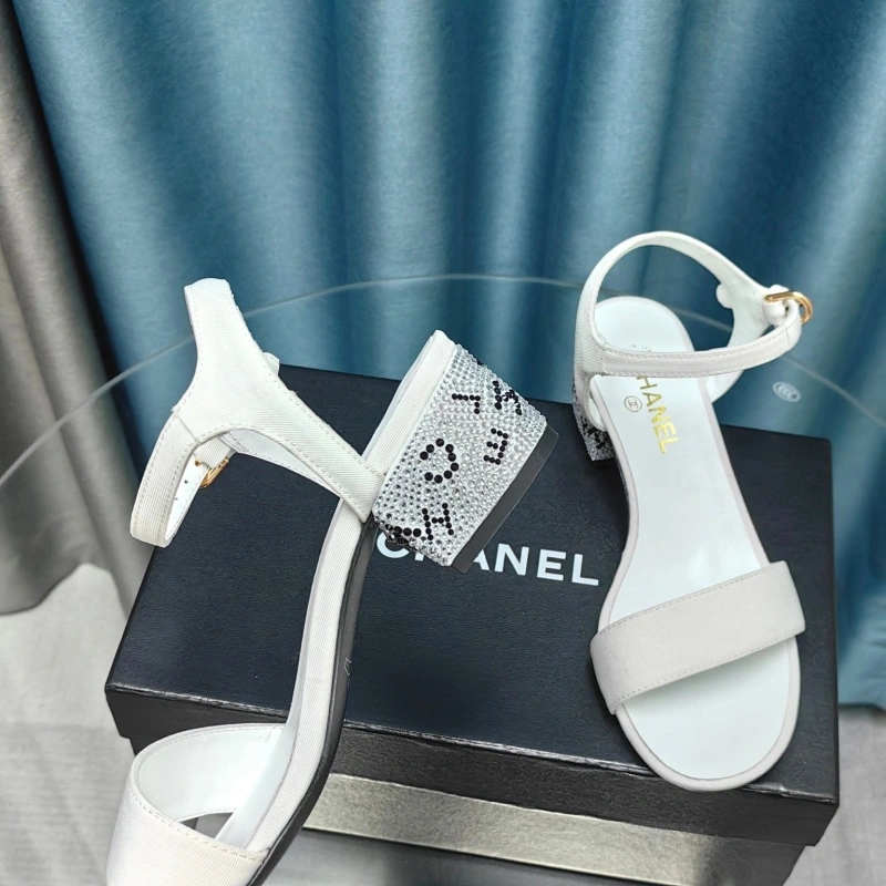 Chxnxl Sandals Vibrant 131006