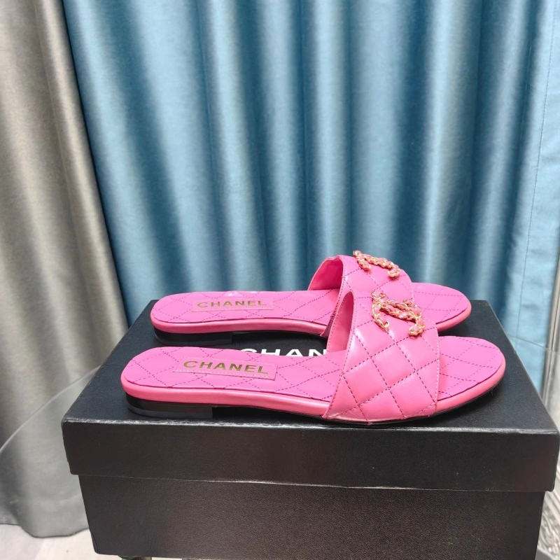 DailyWear Chxnxl Slippers 130473