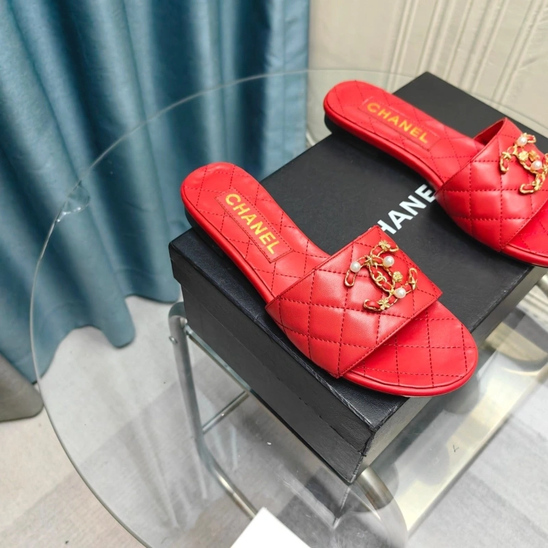 Compact Chxnxl Slippers 130461