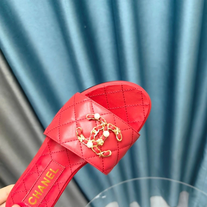 Compact Chxnxl Slippers 130461