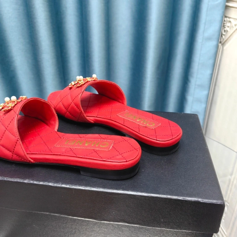 Compact Chxnxl Slippers 130461