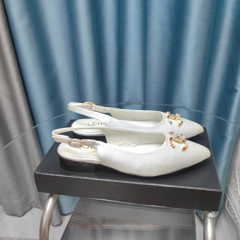 Refined Chxnxl Flat Shoes 131761