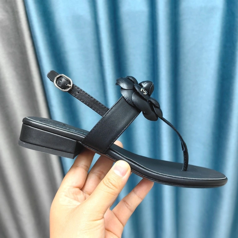 Compact Chxnxl Sandals 130992