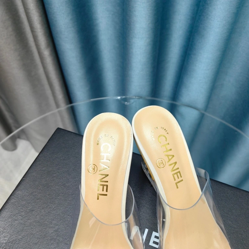 Stylish Chxnxl Slippers 130451