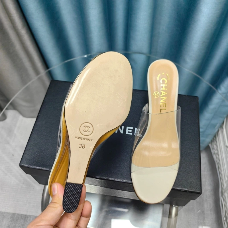 Stylish Chxnxl Slippers 130451