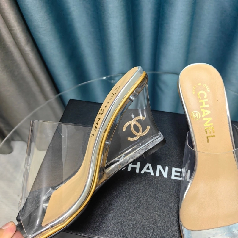 Stylish Chxnxl Slippers 130455