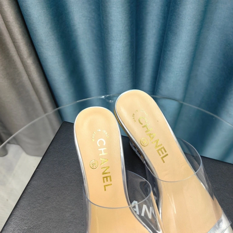 Stylish Chxnxl Slippers 130455