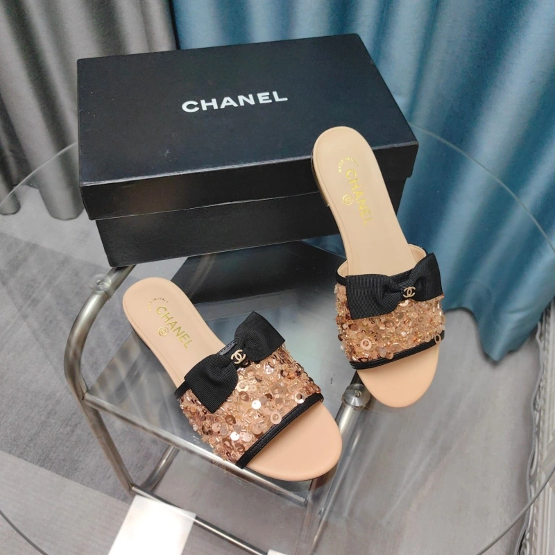 Trendy Chxnxl Slippers 130442