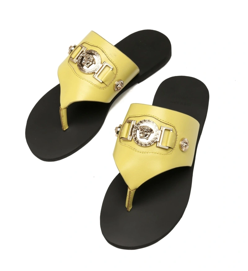 EasyMatch Gxvxnchy Slippers 154483