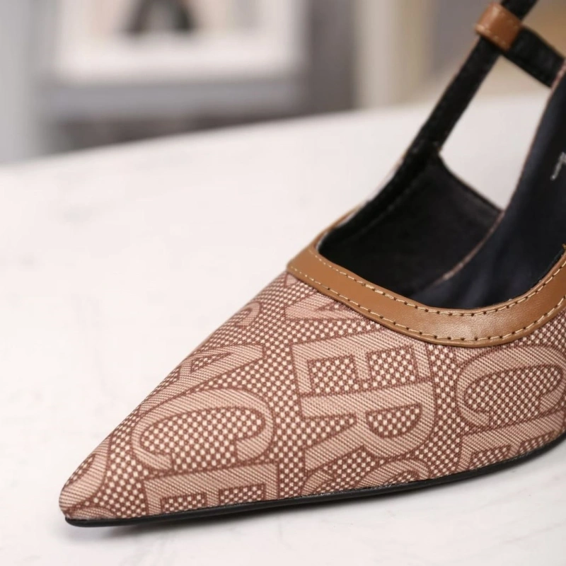 NewStyle Gxvxnchy High Heels 154524