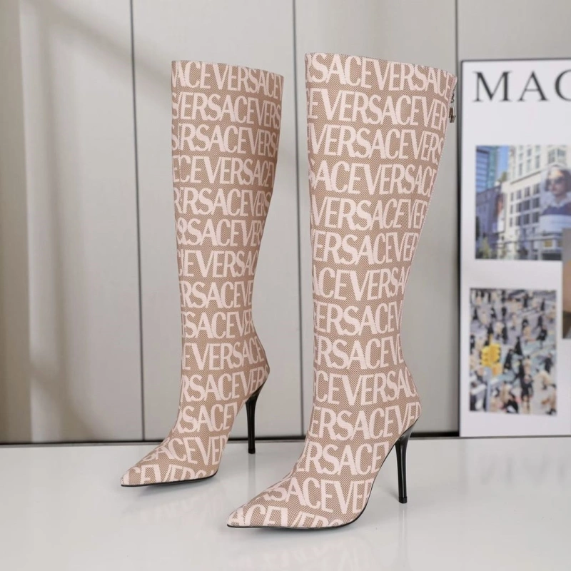 Resilient Gxvxnchy Boots 154561