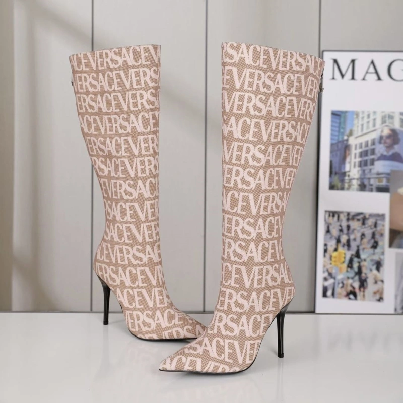 Resilient Gxvxnchy Boots 154561
