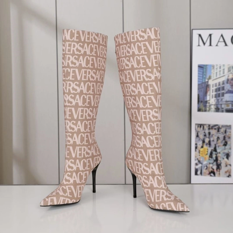 Resilient Gxvxnchy Boots 154561