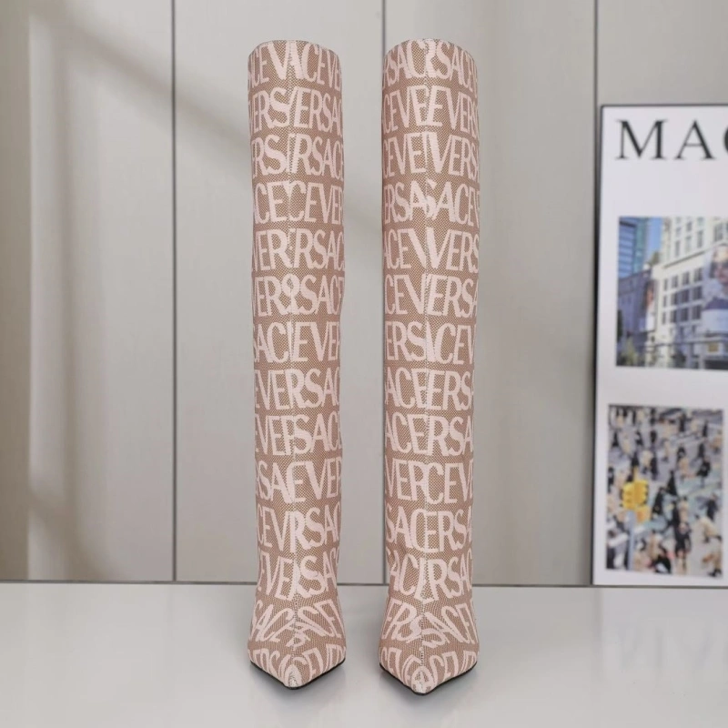 Resilient Gxvxnchy Boots 154561