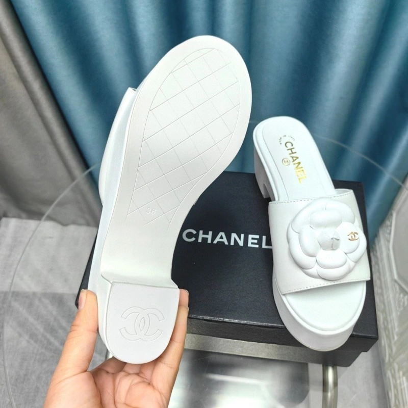 Chxnxl Slippers Refined 130425
