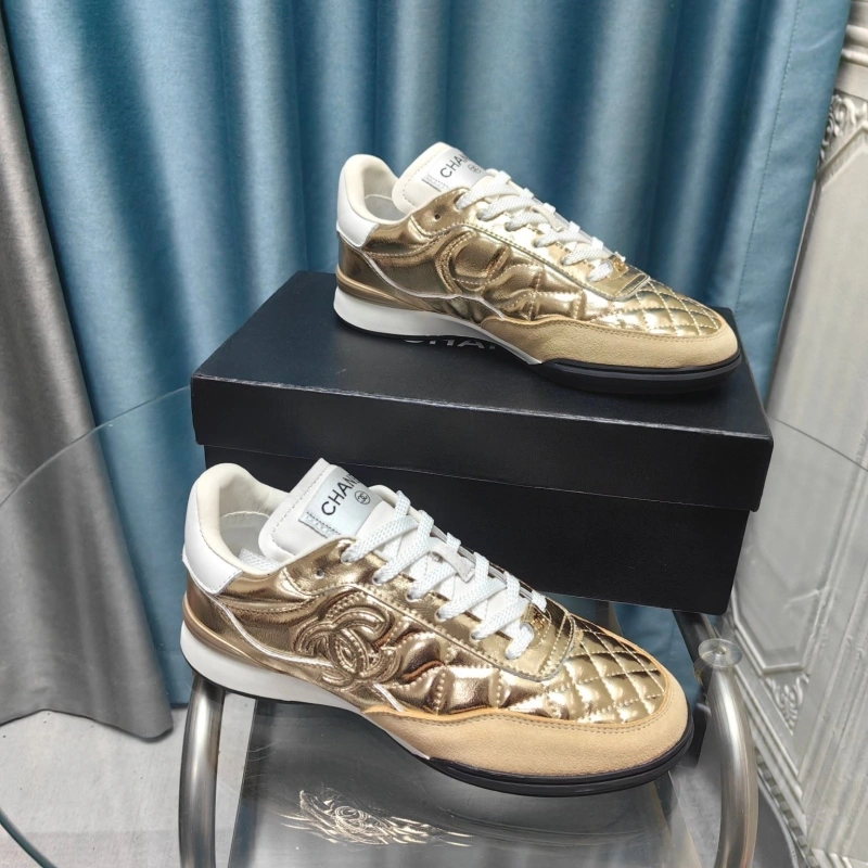 Bold Chxnxl Sneakers 132085