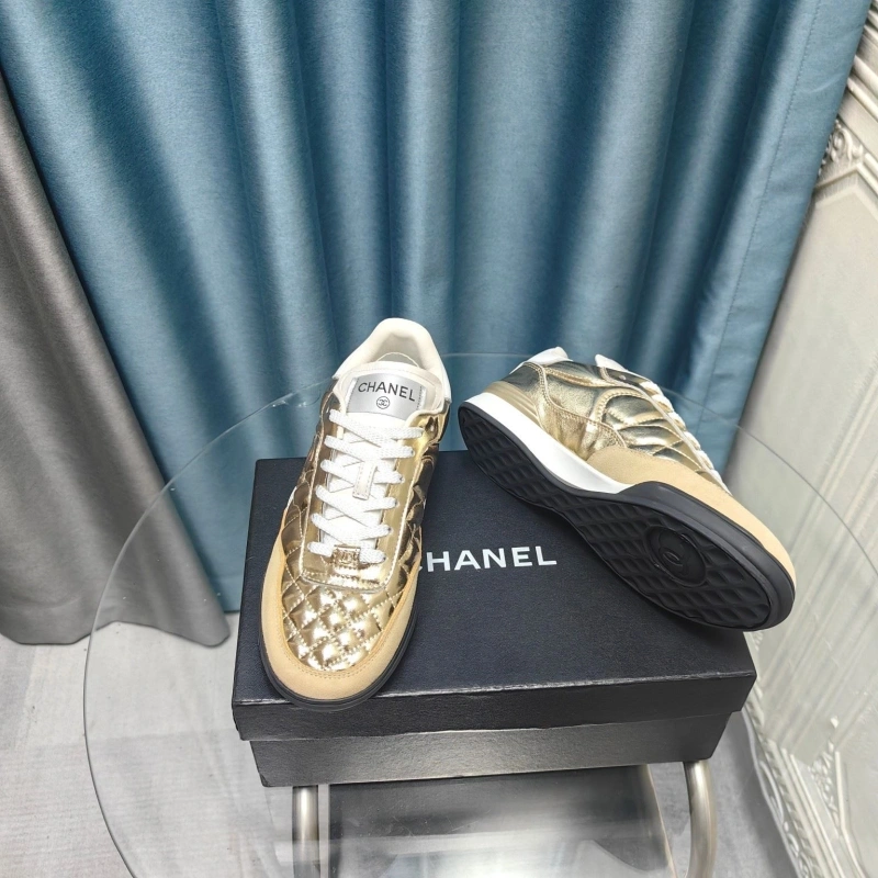 Bold Chxnxl Sneakers 132085